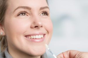 professional-teeth-whitening-sauganash